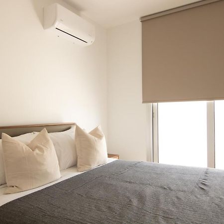Phaedrus Living Coral Suites Aura Larnaca Exteriör bild