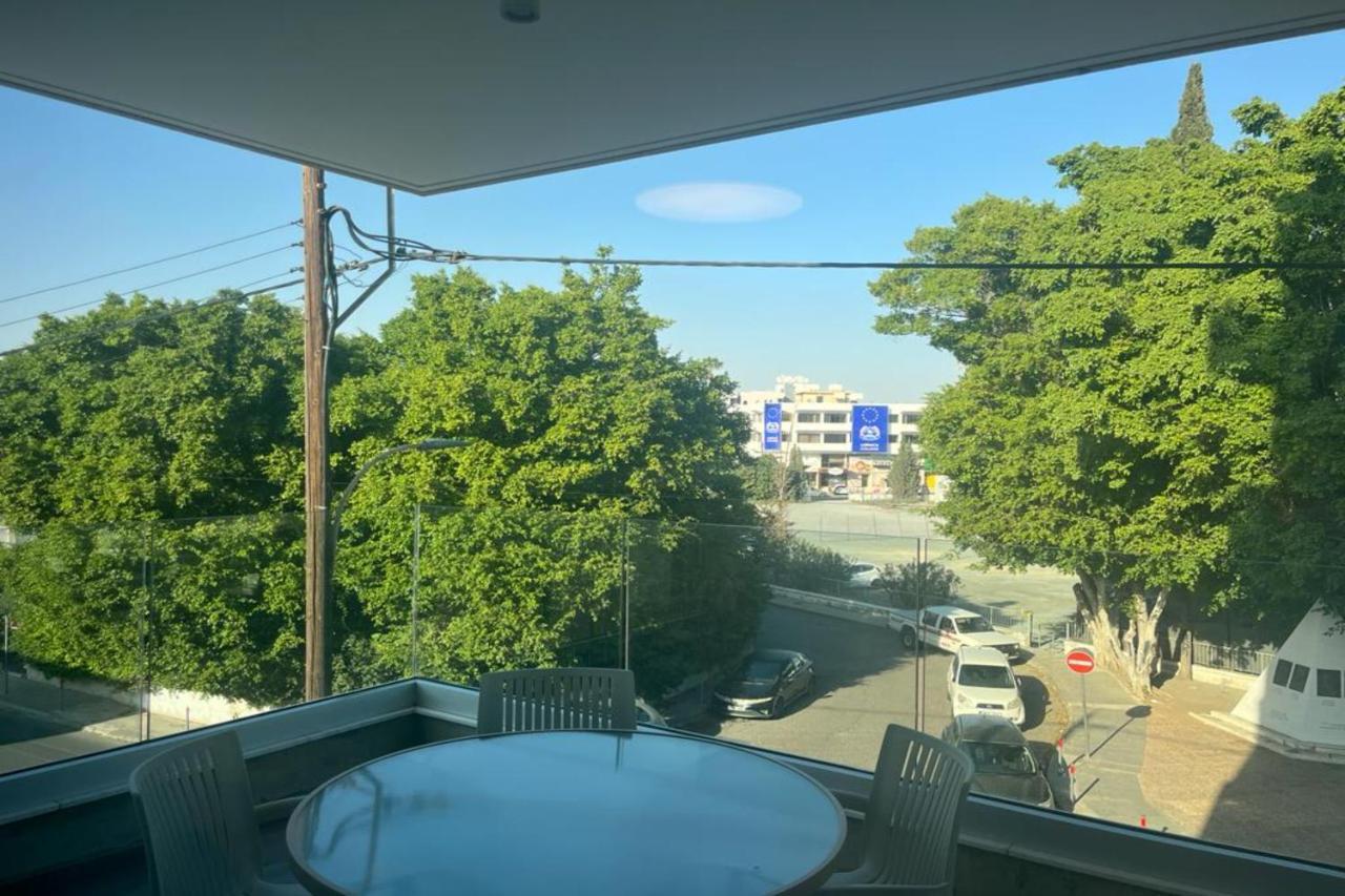 Phaedrus Living Coral Suites Aura Larnaca Exteriör bild
