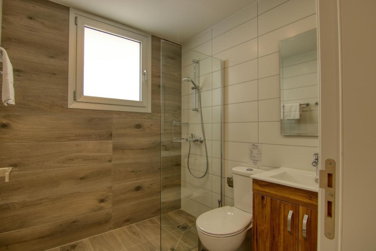Phaedrus Living Coral Suites Aura Larnaca Exteriör bild